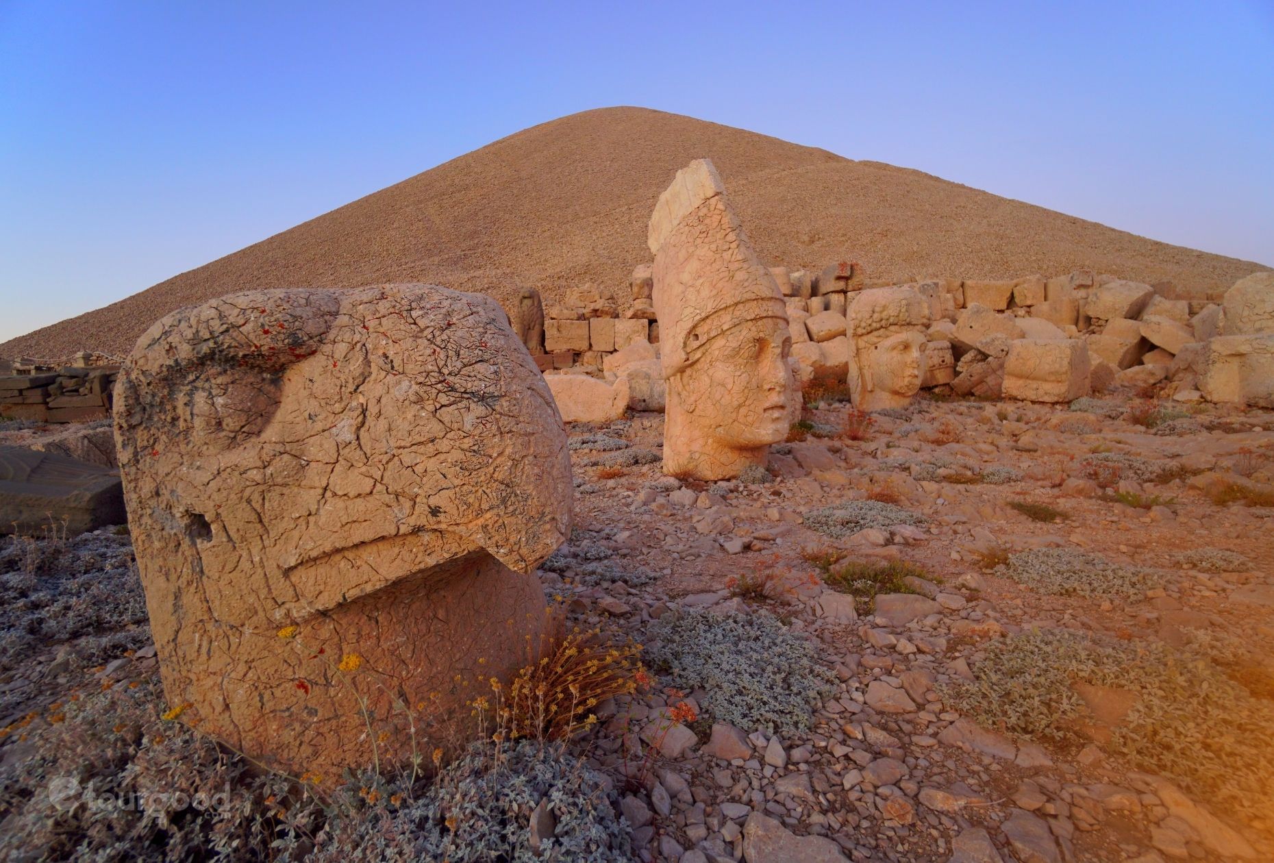 Gobeklitepe & Nemrut Tour 1 Night 2 Days